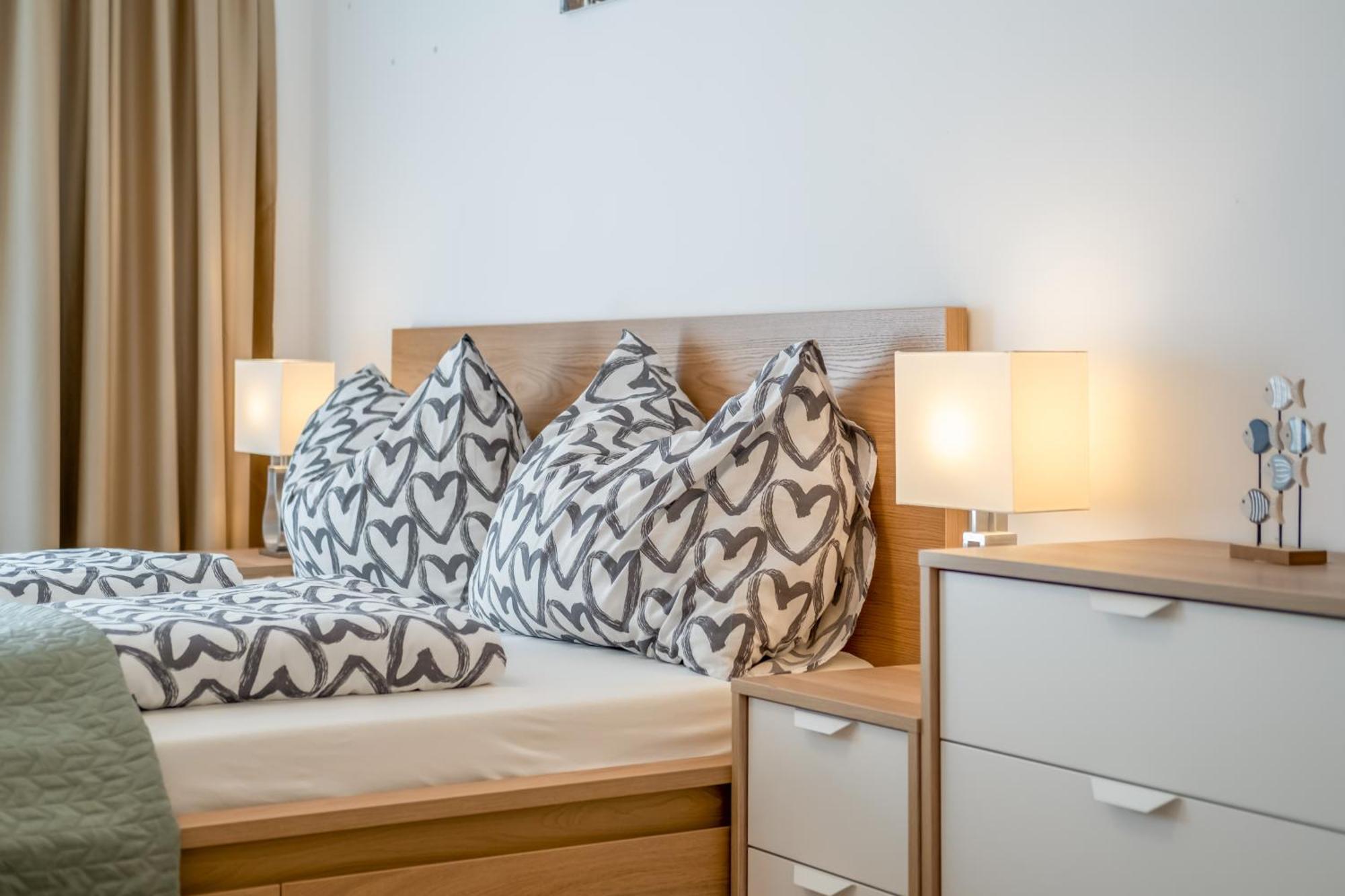 Mf Port Azur Wellness Apartments 希欧福克 外观 照片