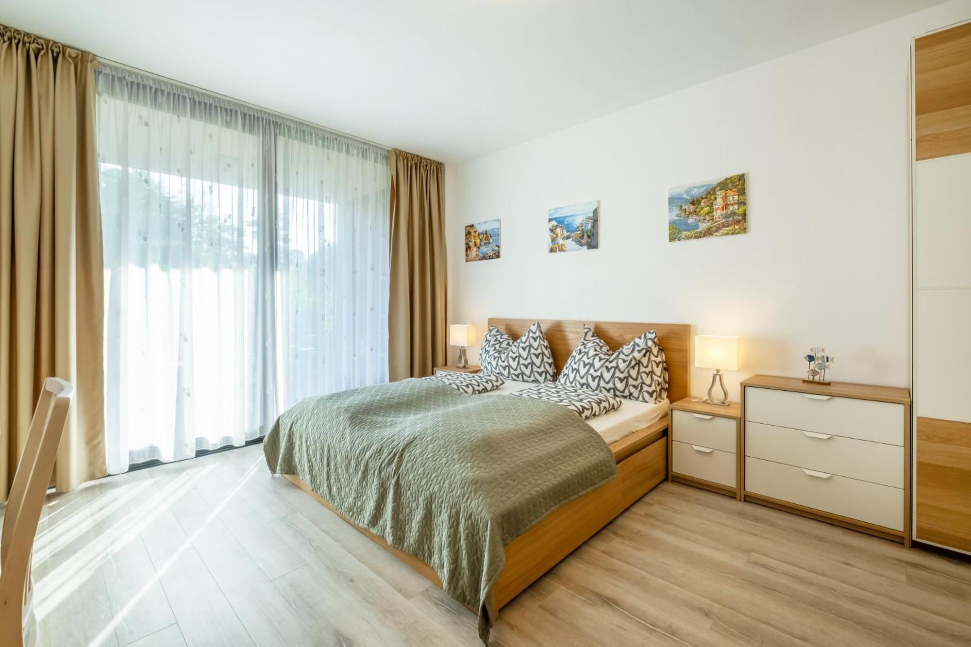 Mf Port Azur Wellness Apartments 希欧福克 外观 照片